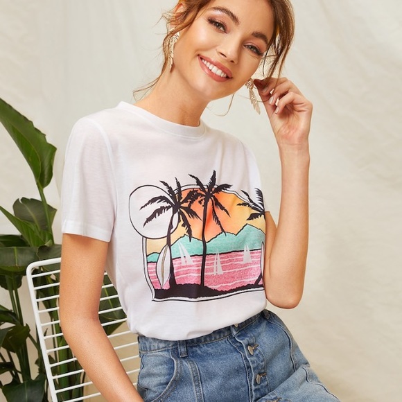 Tops - Tropical beach scenery tee